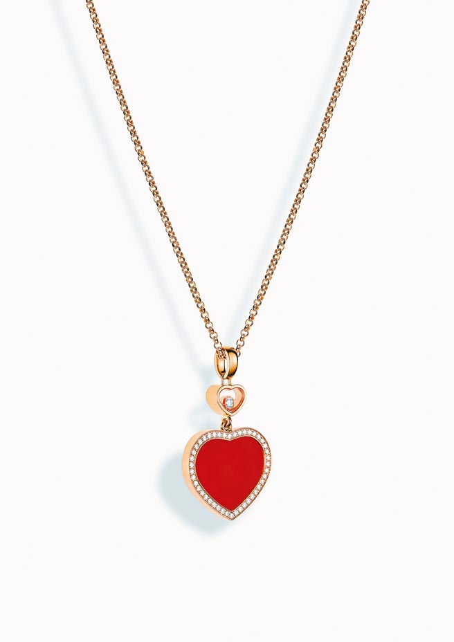 萧邦Happy Hearts系列项炼，13万1000元。（CHOPARD提供）