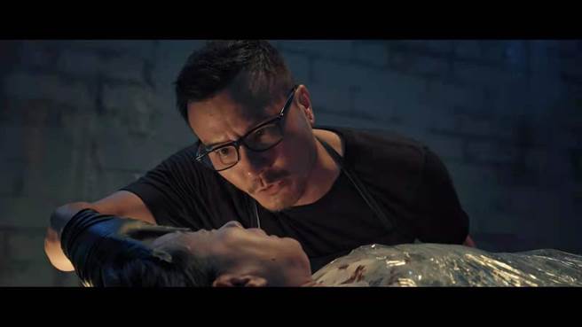 李铭忠《心眼》饰演变态杀人魔。（凯渥提供）