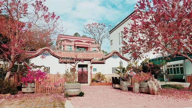 金门县府已招募可提供「金放心」入住方案的合法民宿业者16家共76间房间。（金门县府观光处提供）