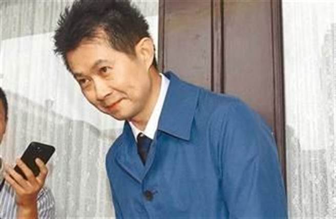 石崇良称丁怡铭很重要，李贵敏批：有什么重要？一个作梗图的人。本报资料照