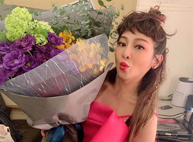 受疫情影响，王彩桦目前停工中。（图／翻摄自王彩桦脸书）