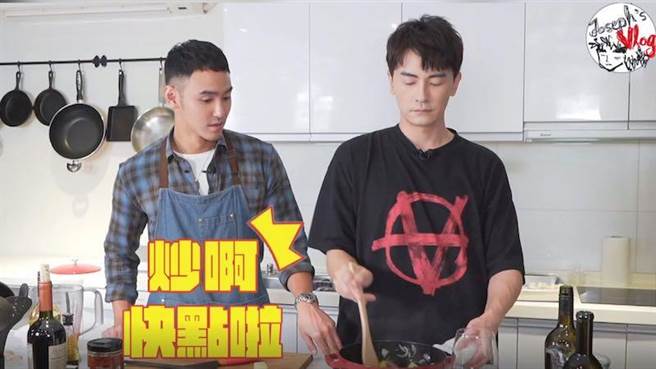 兩人互動逗趣。（最大國際娛樂提供）