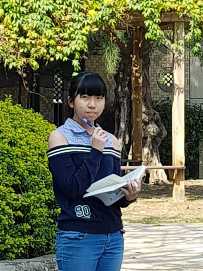 阳明国中陈盈颖荣获榜首。（阳明国中提供／吴敏菁彰化传真）