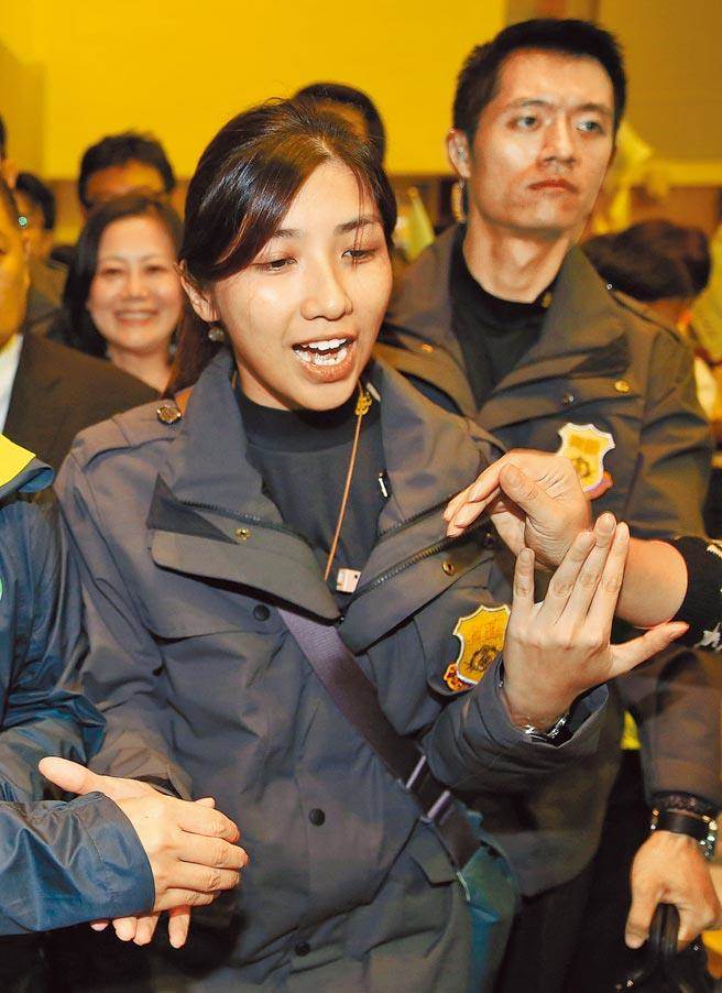 国安私菸案，前女随扈张嘉玲等人，获缓起诉。(资料照)