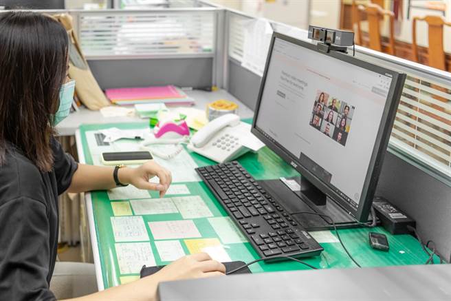 因应疫情远距上课，国立暨南大学启动通讯谘商服务。（暨南大学提供／廖志晃南投传真）