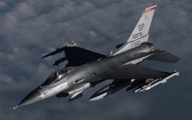 F-16战机的资料照。（美国空军）