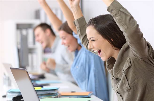 双子座、巨蟹座、摩羯座、天秤座的人在端午节财运最旺，若全力在事业上衝刺，可获得不凡的成绩。（图／Shutterstock）
