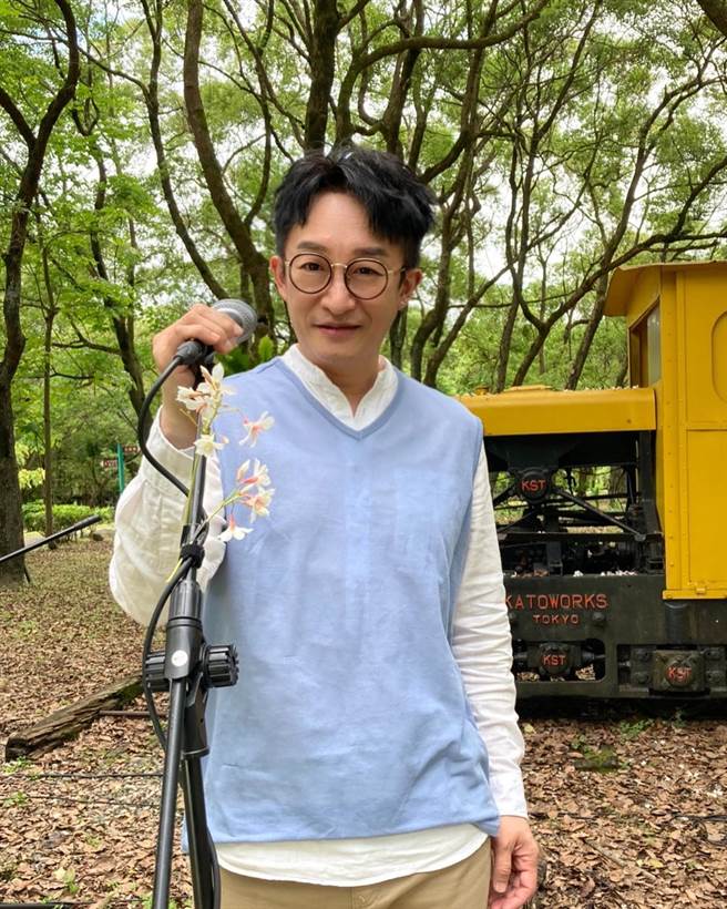 徐哲纬这阵子经常在家下厨。（秩立娱乐工作室提供）