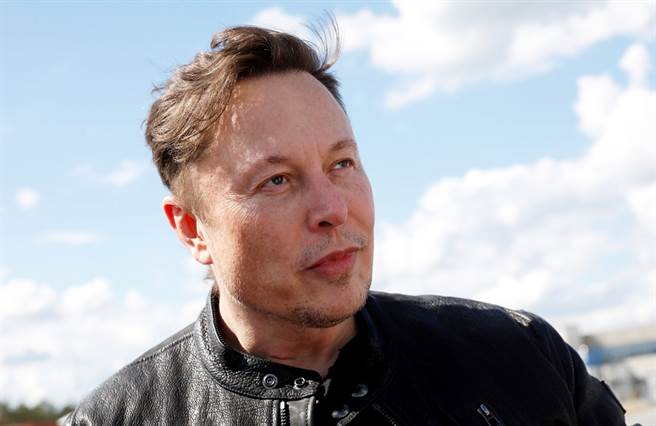 美国电动车制造商特斯拉（Tesla）执行长马斯克（Elon Musk）13日说，若能证明挖矿者使用更永续的能源，特斯拉就会恢復开放比特币作为付款工具。（资料照／路透社）