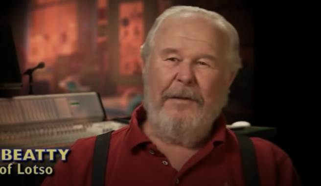 尼德巴帝（Ned Beatty）担任《玩具总动员3》熊抱哥角色配音。（图／youtube)