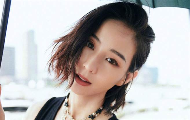 张钧宁为角色减重7公斤。（图／微博@张钧宁）