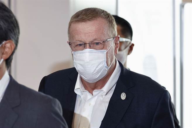 國際奧林匹克委員會（IOC）副主席柯茲（John Coates）今天抵達日本。(圖／美聯社)