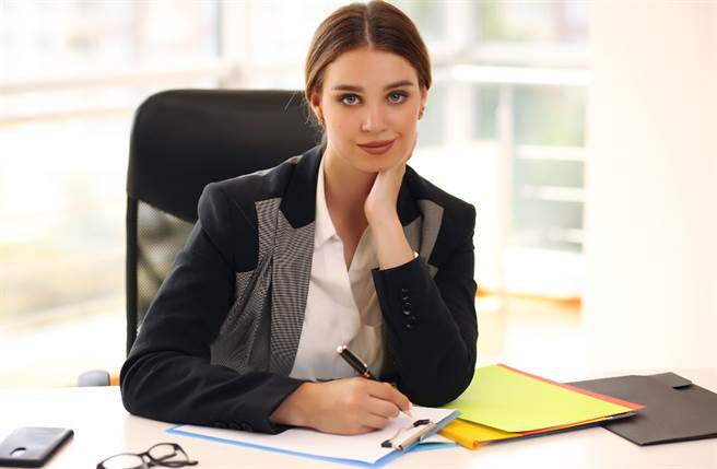 生肖牛、虎、兔的人在未来3年内事业发展如虎添翼，有望创业成功成为大老板。（图／Shutterstock）
