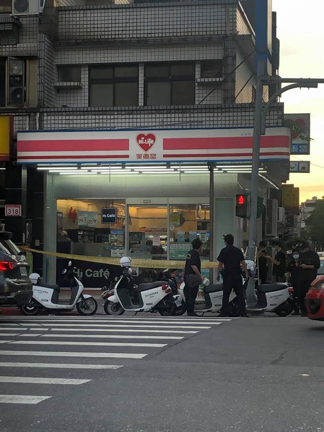 警方赶往现场调查。（翻摄画面）