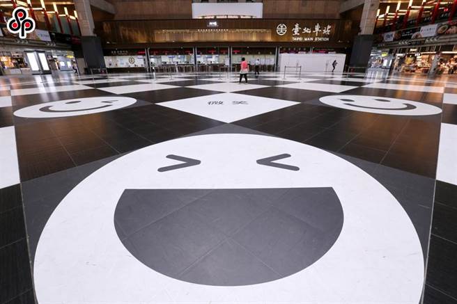 全国进入防疫3级警戒后，高铁、台铁及捷运的旅客量大幅减少，连带衝击商家业绩。（本报资料照）