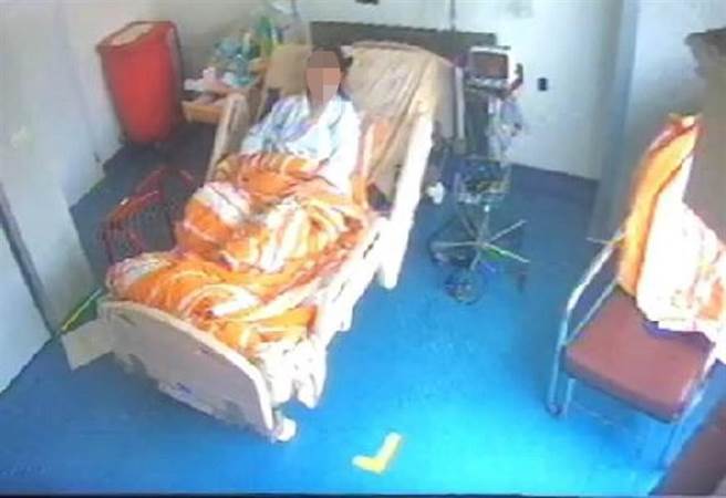 台大醫院雲林分院成功治癒重症新冠肺炎患者，順利拔管出院。（台大醫院雲林分院提供／張朝欣雲林傳真）
