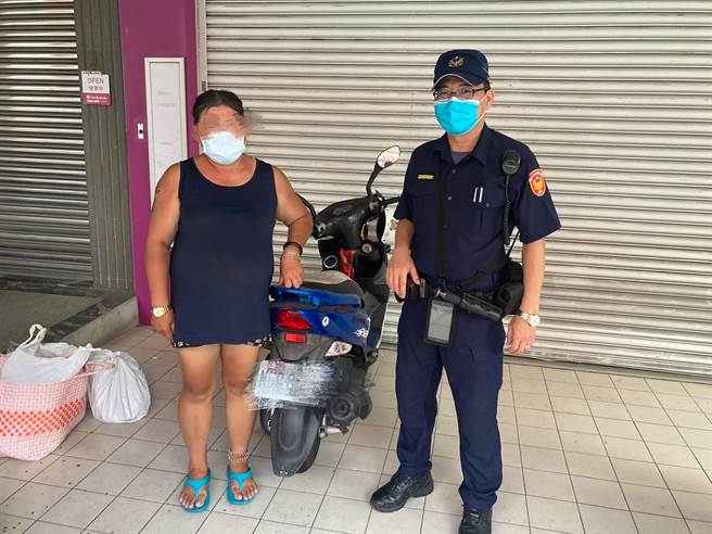 朱女称其机车在黎明路遗失，但雾峰分局内新所员警，多次前往寻找未果，没想到最后机车在丰原找到。（雾峰分局提供／黄国峰台中传真）