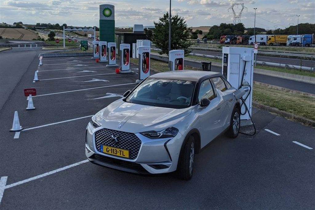 德國交通部長要求特斯拉開放超充：不限廠牌，讓所有電動車都能去充電
