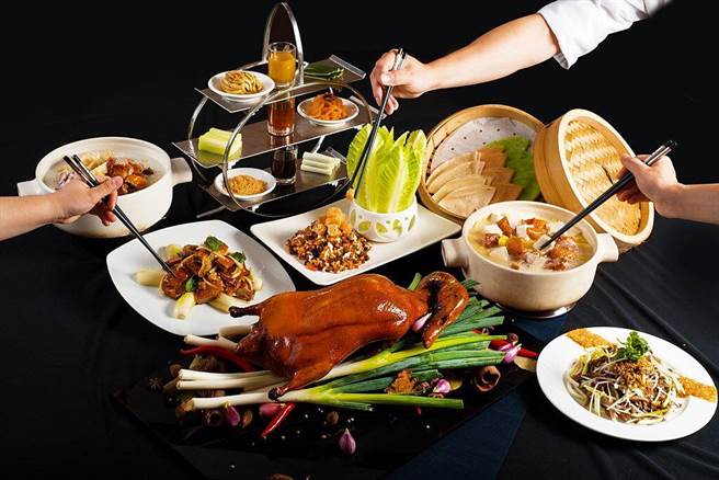 ▲「靓皮烤鸭」在家也能吃得到。　图：六福旅游集团╱提供