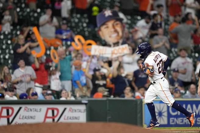 太空人团队打击率、团队上垒率、团队攻击指数皆高居美联之冠。（美联社）