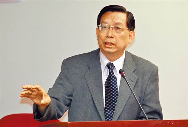 接種疫苗死亡案例頻傳，對此前疾管局局長蘇益仁表示，陳時中不要再說「利大於弊」，趕快解剖說明才能止血。(圖／本報資料照)