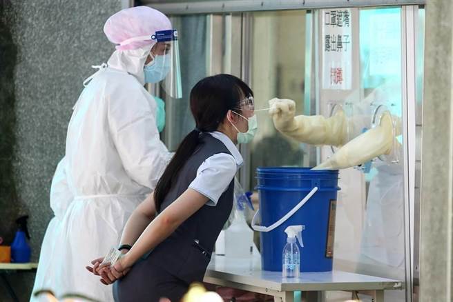 全國防疫會議會後記者會，中央流行疫情指揮中心副指揮官陳宗彥表示，疫情期間猝死者一率進行PCR檢測，相關費用由防疫費用支出，雙北從今天開始實行，其他縣市將視疫情需。（示意圖，本報資料照）