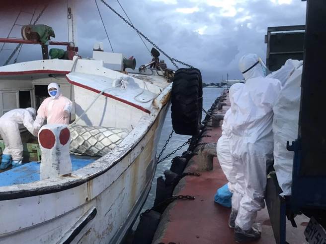 澎湖籍渔船走私逾吨鱼翅乾货，价值600万元。（北门查缉队提供／刘秀芬台南传真）