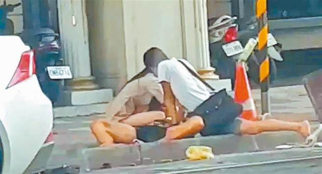 高市美丽华舞厅斗殴杀人案，主嫌林瑞鸿潘姓女友涉嫌协助藏匿行踪、干扰警方办案，被依藏匿人犯判刑4月，得易科罚金，可上诉。（本报资料照／袁庭尧高雄传真）