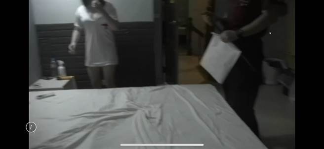 台东县警局台东分局在1处民宅查获性交易情形。（台东县警局台东分局提供／蔡旻妤台东传真）