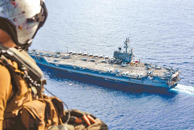 美國海軍雷根號航空母艦打擊群日前進入南海，進行例行性巡弋。（摘自美軍印太司令部推特）