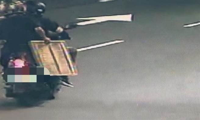 警方循车牌找到女车主，才知道机车被借给嫌犯作案。（翻摄照片／林郁平台北传真）