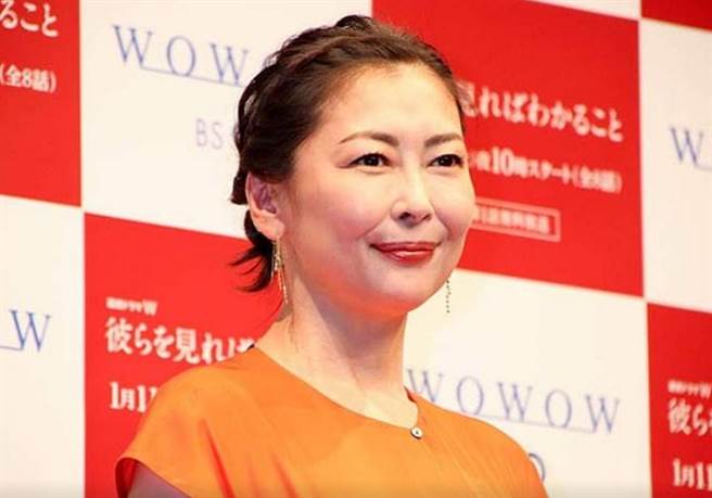年过半百的中山美穗顏值崩坏，让不少粉丝相当心碎。(图/ 摘自日媒)