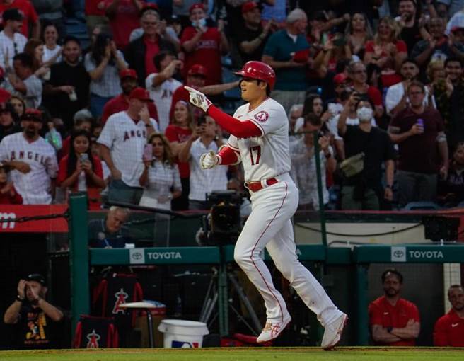 天使队大谷翔平再开轰，本季第22轰追平大联盟个人单季最佳成绩。（路透）