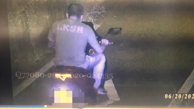 47岁赖姓男子今（20日）凌晨3时许，前往48岁武姓按摩女子位于新北市新庄的工作室，赖嫌拿出假钞遭识破，直接拿出预藏的水果刀行抢。（翻摄）