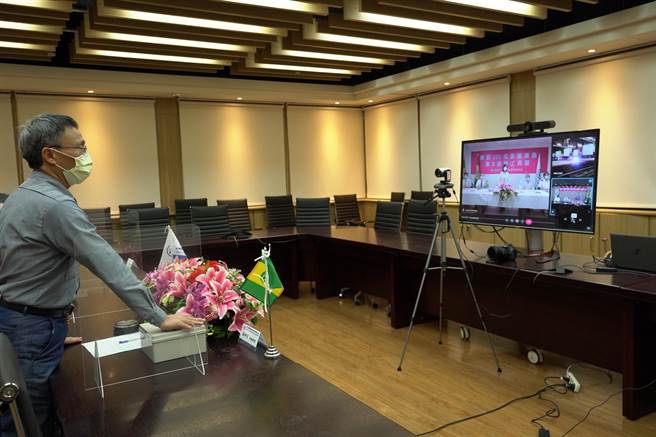 受到疫情影响，台船公司承作财政部关务署新造第2艘新型100吨级巡缉艇，开工典礼日前改採线上视讯方式进行。（台船提供／柯宗纬高雄传真）