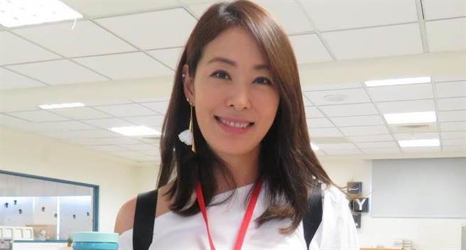 藝人賈永婕擁有「防疫女神」之稱，熱心為民服務。（圖/賈永婕 臉書）