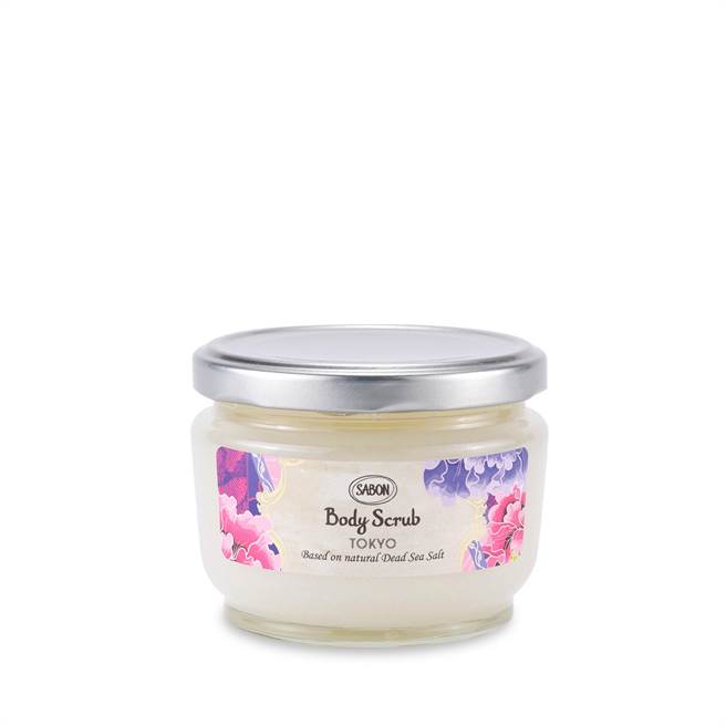 SABON晶透梦境身体磨砂膏320g。（SABON提供）
