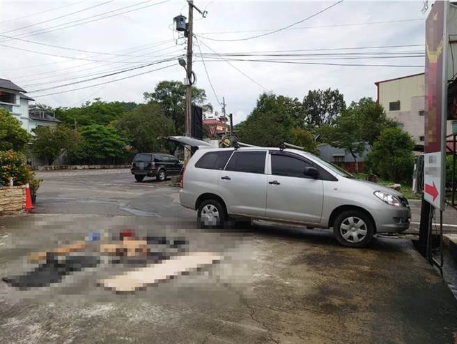 來自台中、彰化年輕男女，在埔里陳屍車內。（民眾提供／廖志晃南投傳真）