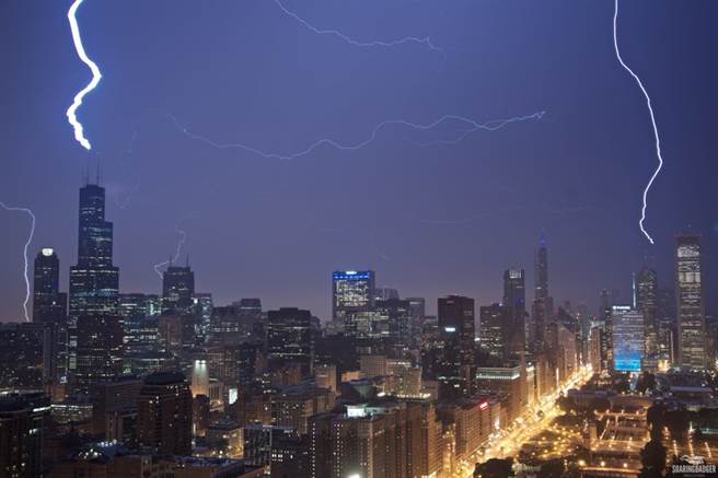 芝加哥是个落雷常见的城市。(图/chicago.curbed)