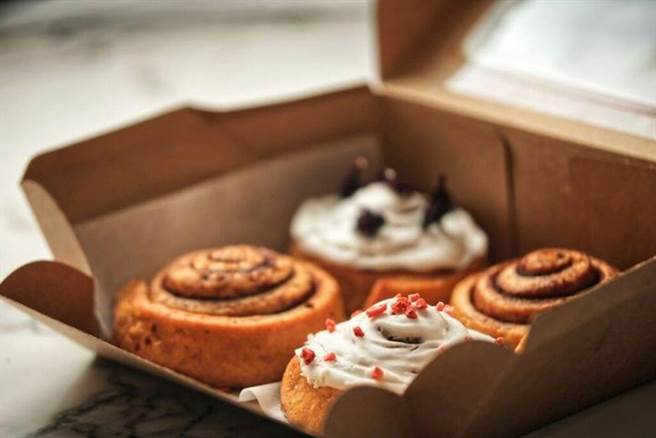 香气浓郁可口的肉桂卷礼盒。　图：嬉皮麵包HIP PUN╱提供 