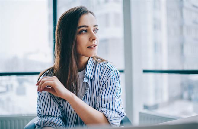 天蠍座、處女座、摩羯座的人面對愛情總是最嚴謹，即使再喜歡一個人，都會以高姿態考驗對方。（圖／Shutterstock）