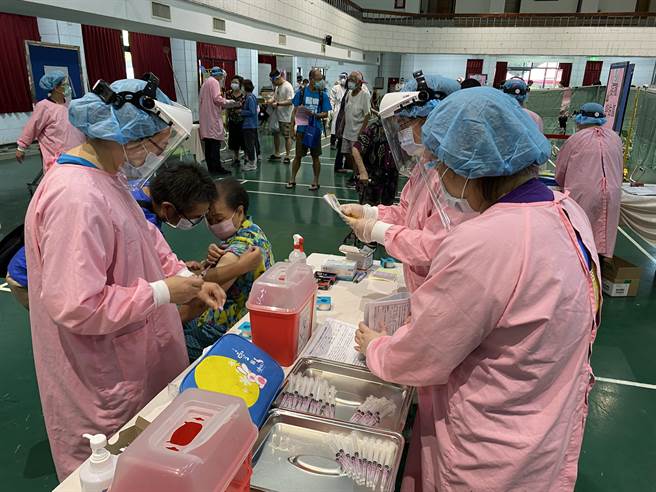 桃再增3例疫苗后送命，累积22例，图非当事人。(蔡依珍摄)