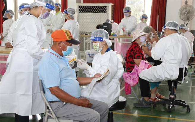 嘉義縣今22日再接獲兩起疑似施打AZ疫苗後死亡事件。（嘉義縣政府提供∕呂妍庭嘉義傳真）