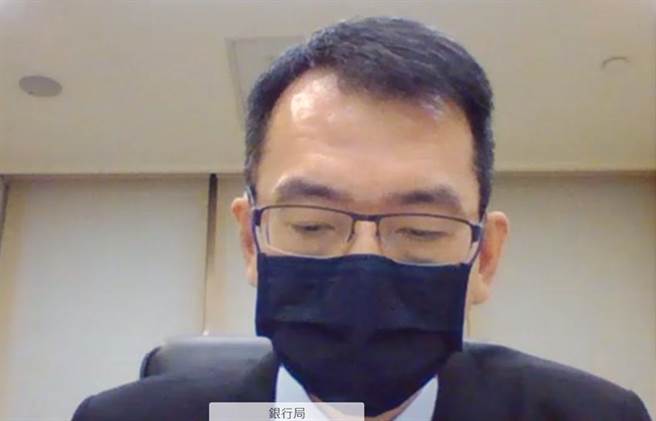 （银行局主秘童政彰。图／金管会视讯记者会）