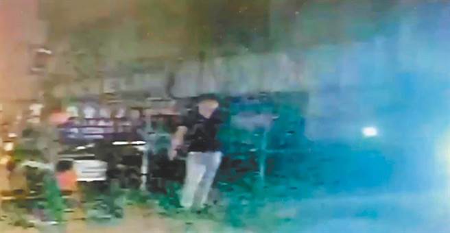 曾姓男子下班后走在苓雅区的巷弄内，遭偷袭的少年砍断颈动脉惨死。（本报资料照／袁庭尧高雄传真）