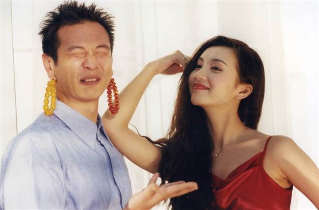 陳好（圖右）在電視劇《澀女郎》中飾演「萬人迷」。(圖/ 取自中時資料庫)