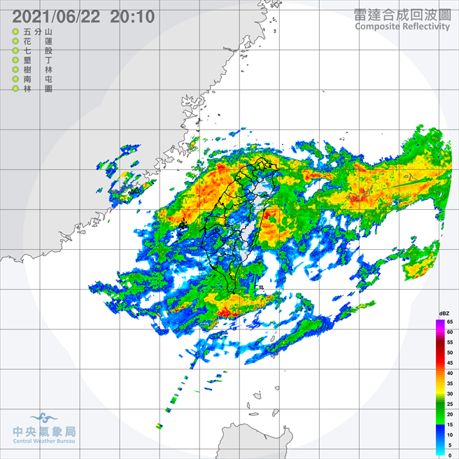 受滯留鋒面及西南風影響，16縣市陸續發布豪雨、大雨特報。（中央氣象局）