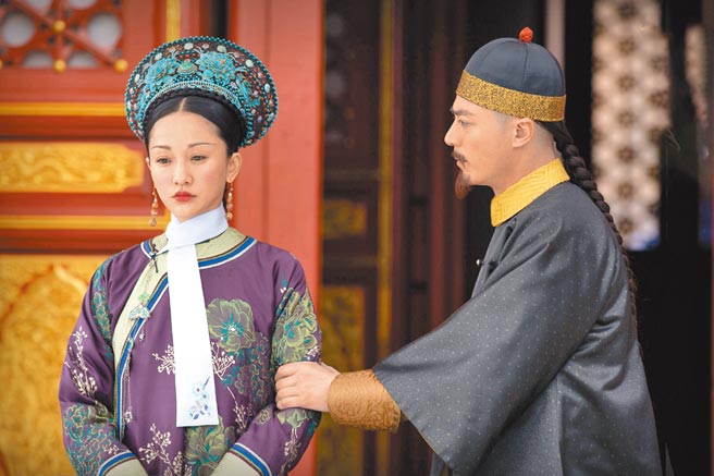 《如懿传》17日居同时段戏剧节目全国收视第3名。（中天娱乐台提供）