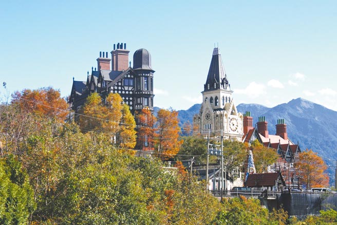 许多民眾已纷纷为解封后的出游「超前部署」。图为清境欧风民宿深具特色，老英格兰更是地区重要地标。（本报资料照片）