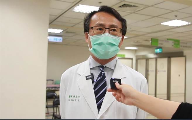 中國附醫家醫科主任林文元指出，孕婦今天上午施打疫苗，無傳出重大不良反應事件。（中國附醫提供／張妍溱台中傳真）